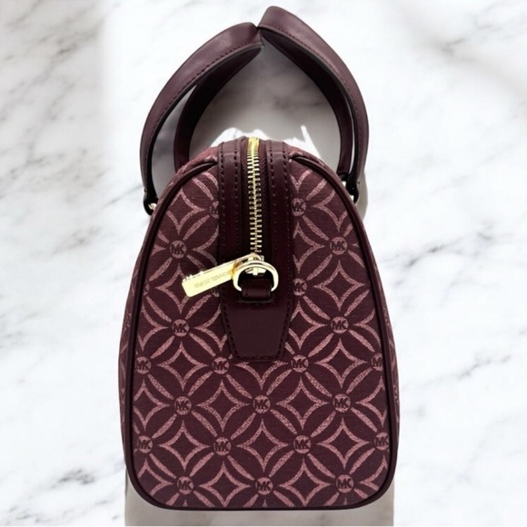 Michael Kors Jet Set Travel Medium Signature Logo Duffel Crossbody Bag Ox Blood - Picture 4 of 10